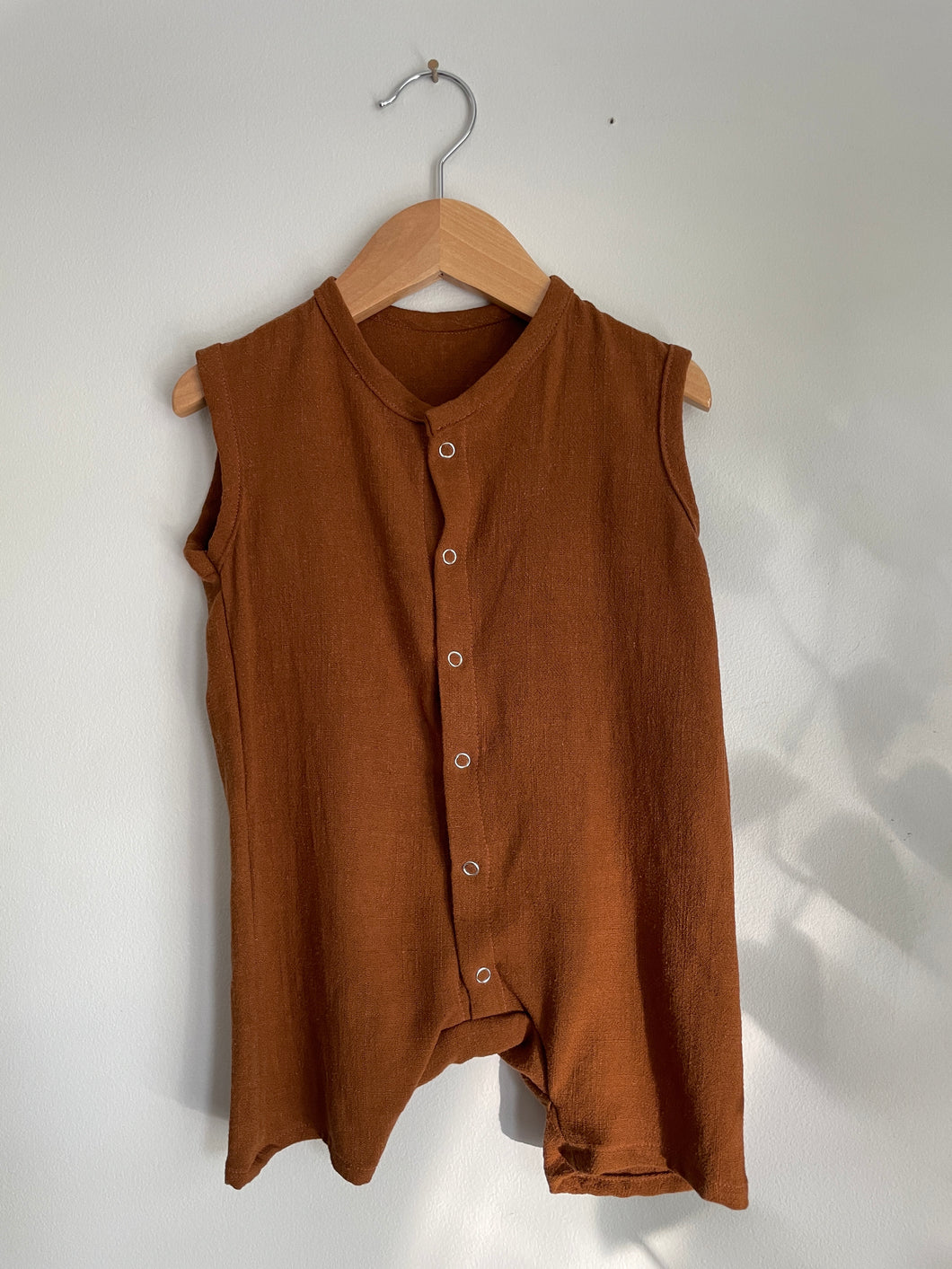 Button up shorts romper | Copper brown | 6-9 mths