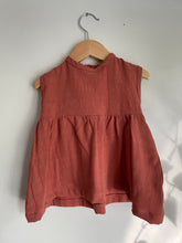 Load image into Gallery viewer, Sleeveless dress | Terracotta | 9-12 mths
