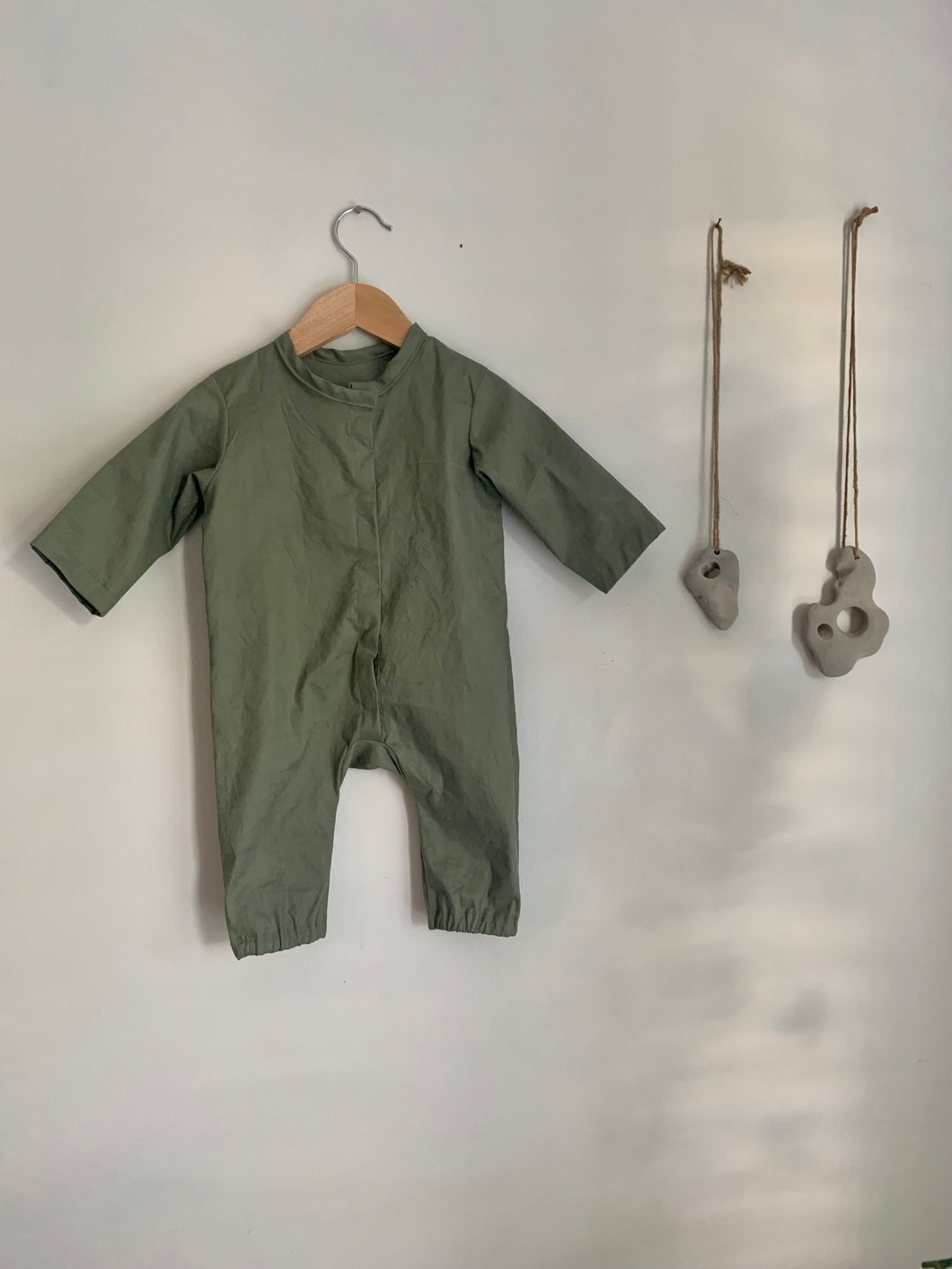 Button up pant romper | Light sage | 6-9 mths